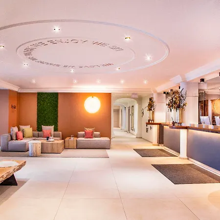 Victoria Hotel&residence Hotel