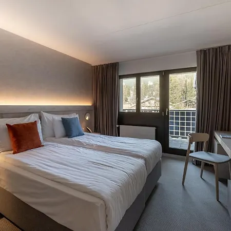 Hotel Victoria & 4*