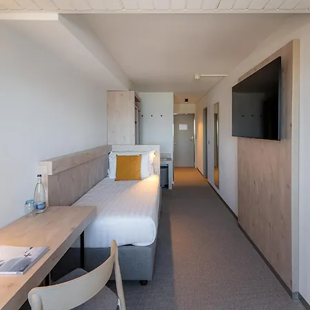 Hotel Victoria & 4*