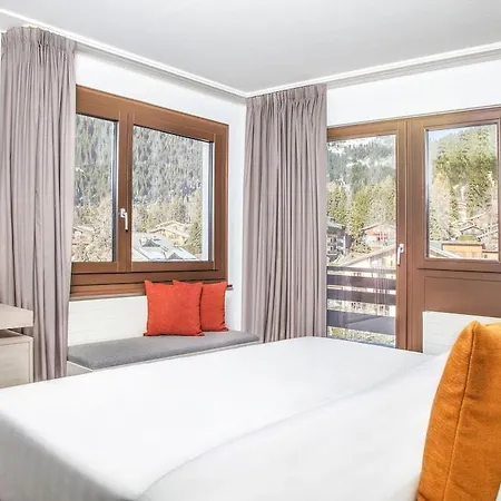 Hotel Victoria & 4*