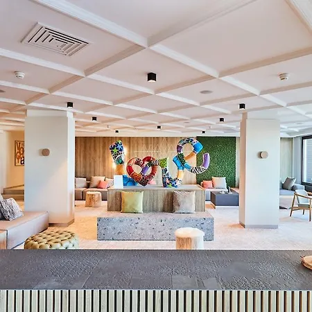 Hotel Victoria & 4*