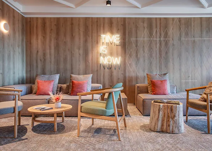 فندق Victoria & 4*