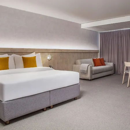 Victoria Hotel&residence 4*